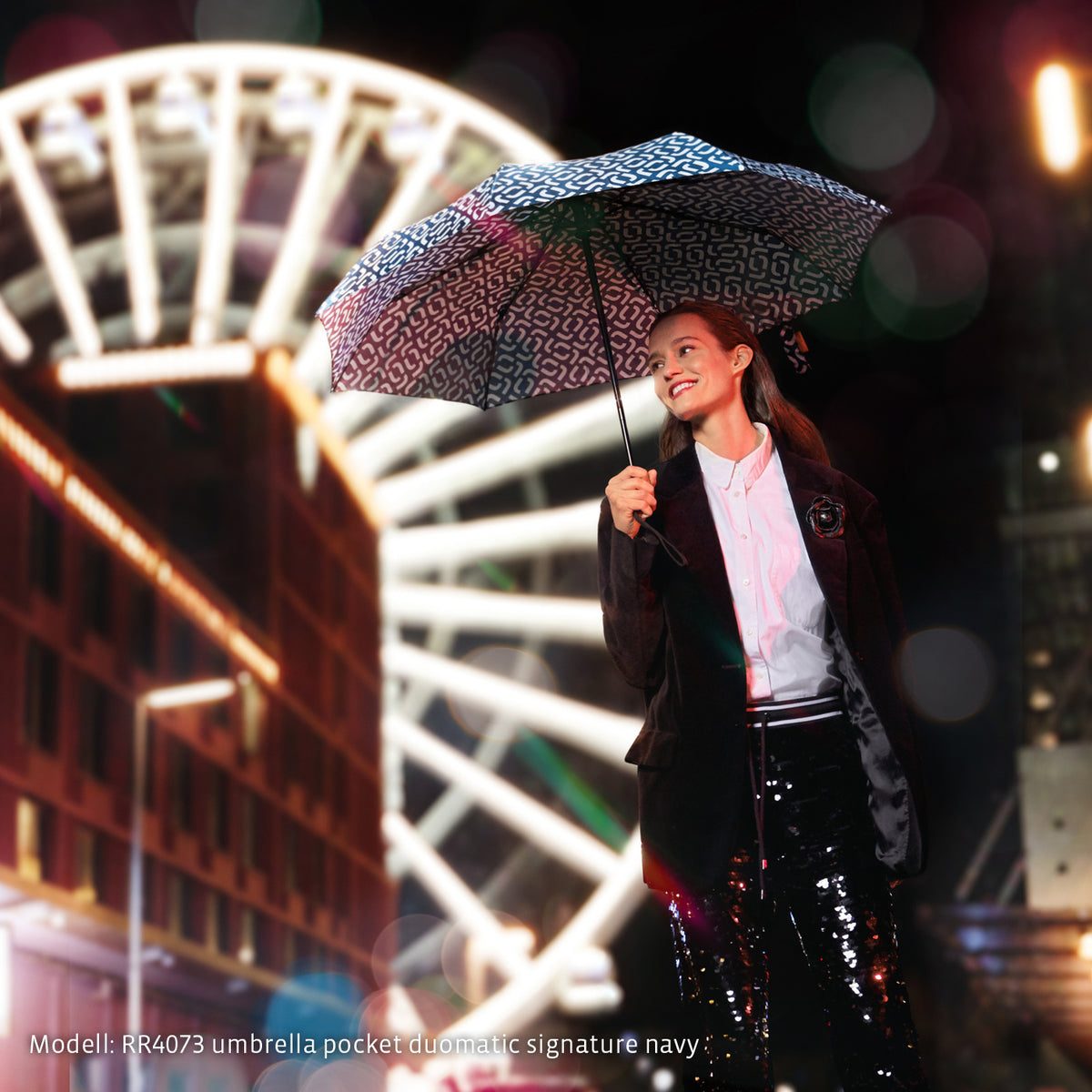 Reisenthel Umbrella Pocket Duomatic Twist Silver – lifestyle fotografie