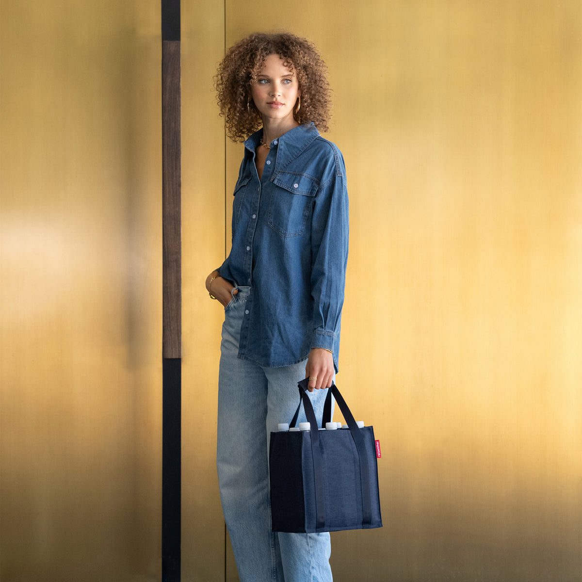 Reisenthel Bottlebag Metallic Dots Blue – lifestyle fotografie