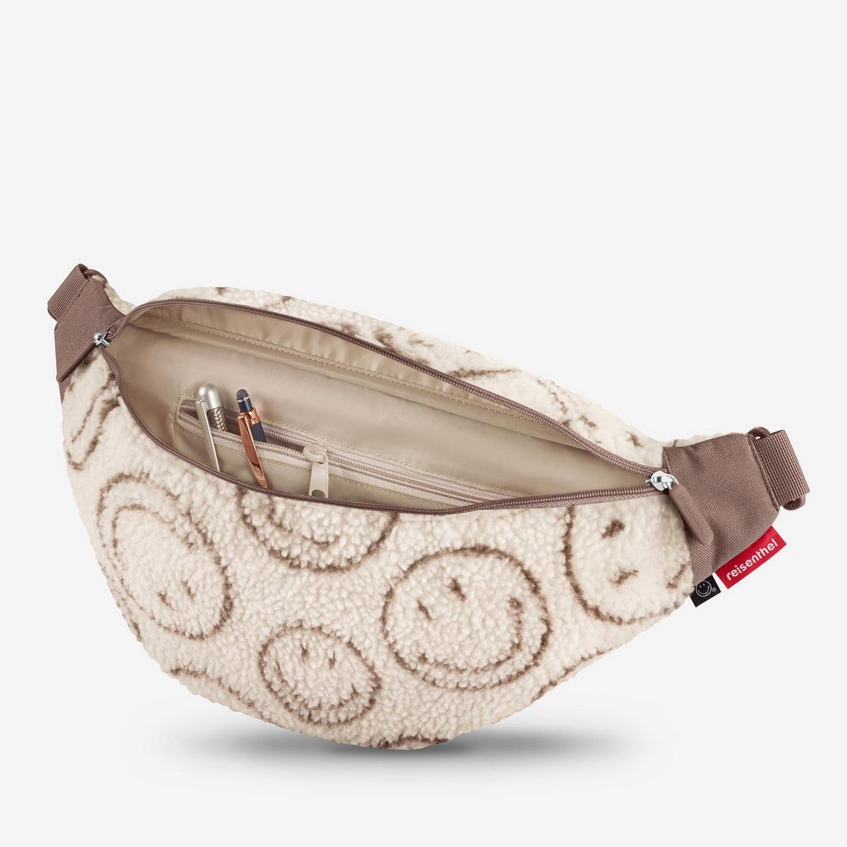 Reisenthel City Beltbag Smiley Teddy Chocolate – produktový detail