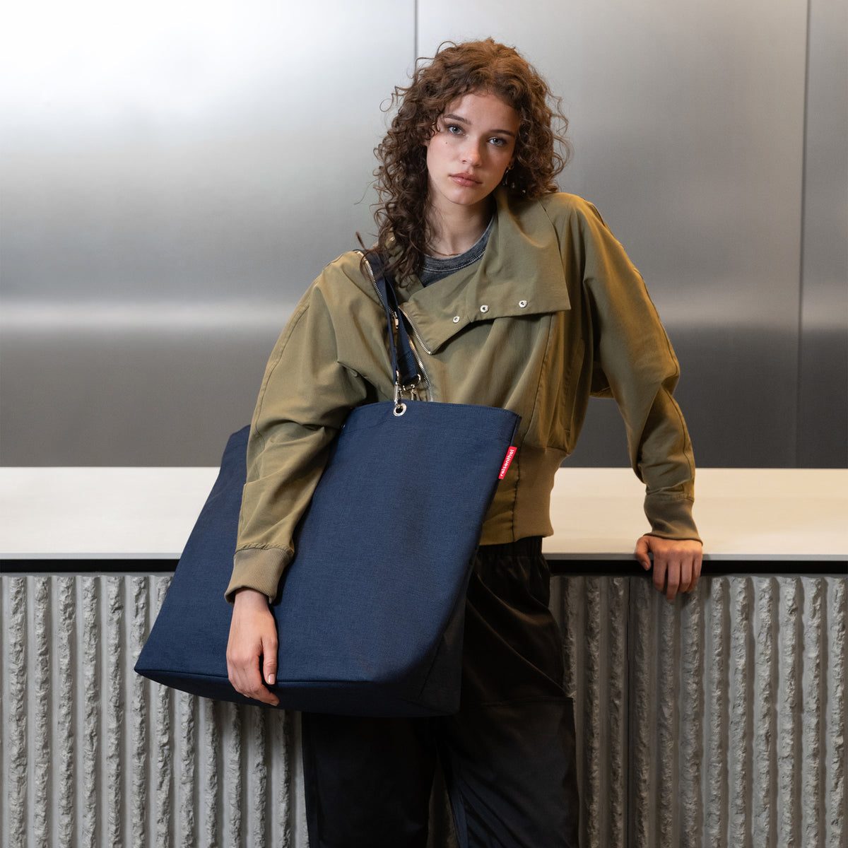 Reisenthel Shopper XL Twist navy – lifestyle fotografie