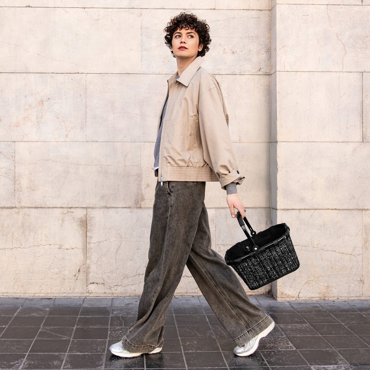 Reisenthel Carrybag XS Boucle Black – lifestyle fotografie