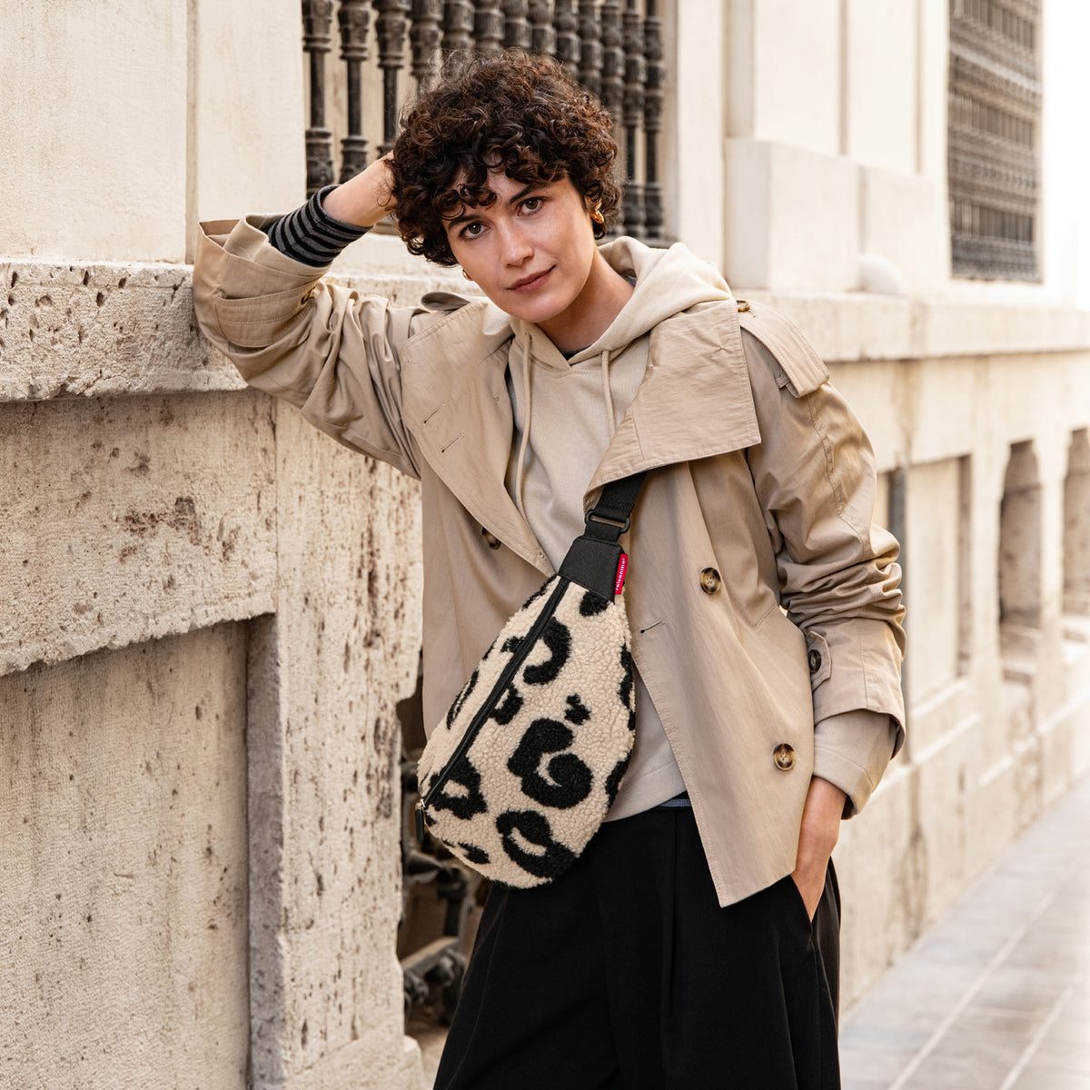 Reisenthel City Beltbag Teddy Leo Cream – lifestyle fotografie