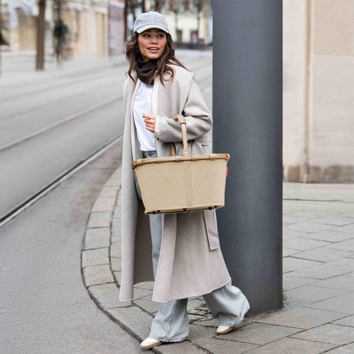 Reisenthel Carrybag Frame Cord Sand – lifestyle fotografie