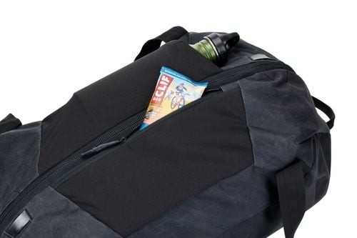Thule Aion cestovní taška 35 l – Drobnosti zůstanou nahoře