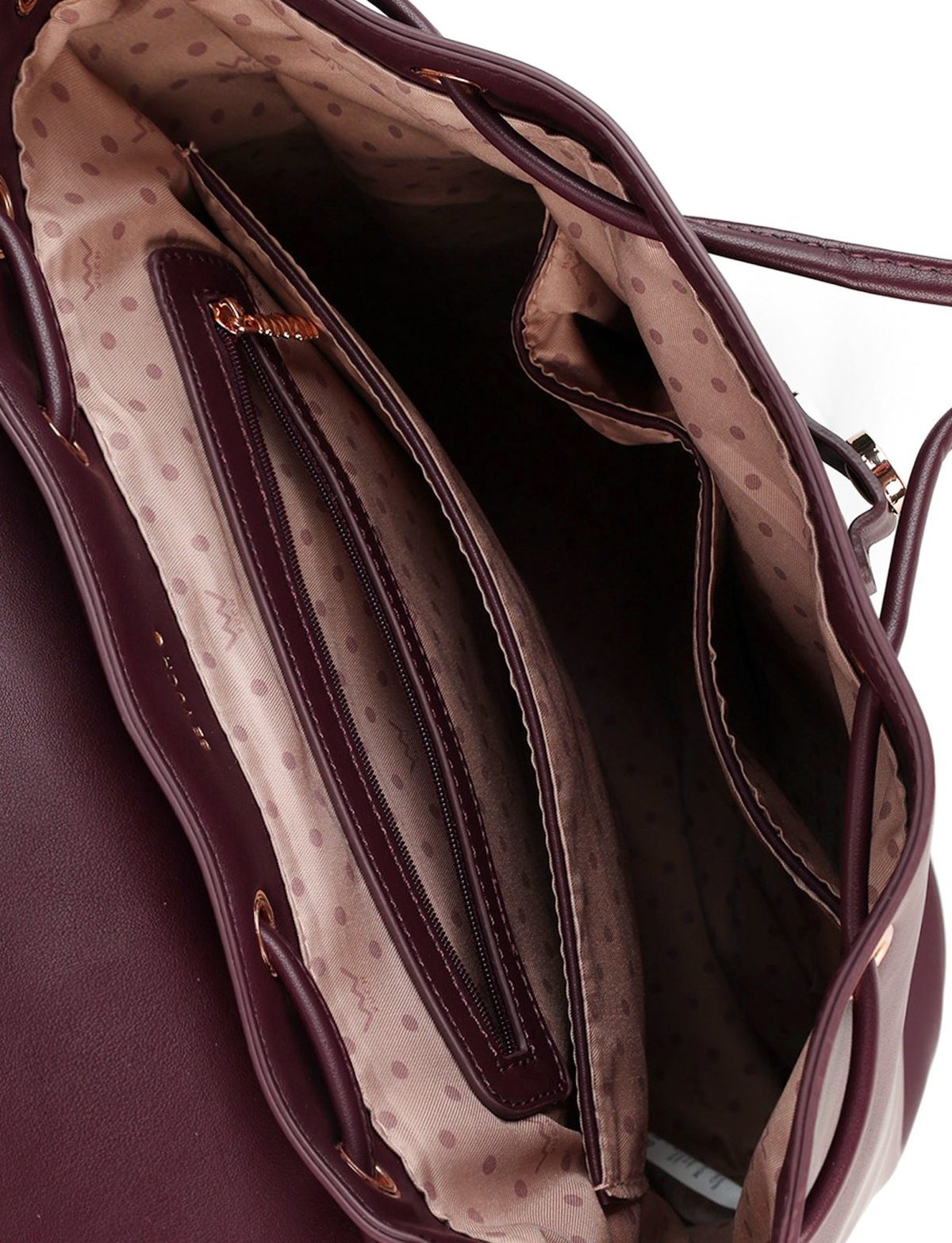 Vuch Joanna Sacco – detail provedení