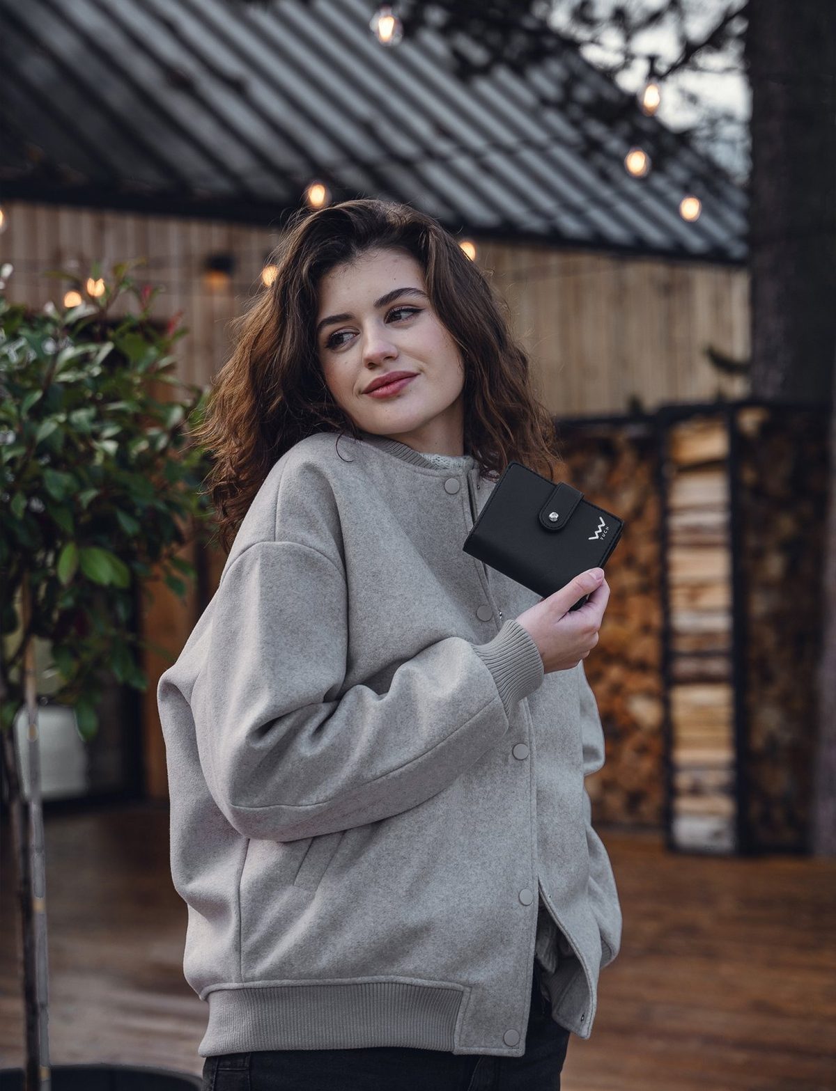Vuch Zaira – fotografie výrobce