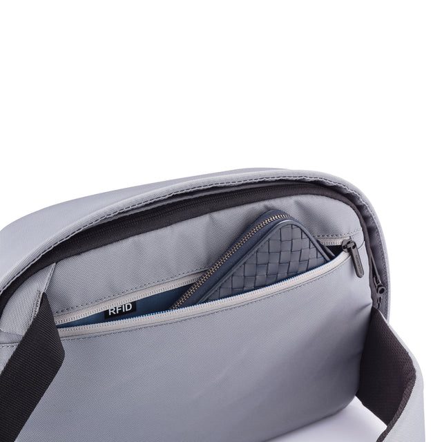 XD Design Bobby Sling – RFID kapsa pro vhodné karty