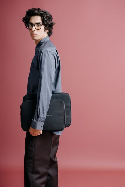XD Design Laptop Sleeve 14″ – fotografie modelu 3