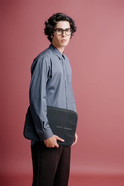 XD Design Laptop Sleeve 16″ – fotografie modelu 1