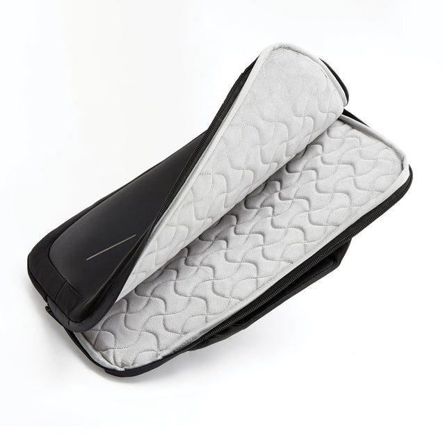 XD Design Laptop Bag 16″ – Jemná vnitřní vrstva pro větší notebook