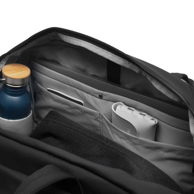 XD Design Urban Weekend Bag – Přední a zadní kapsy pro průběžný přístup