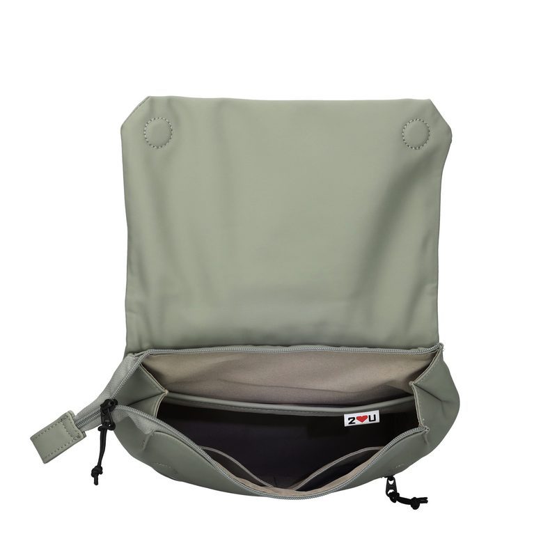 ZWEI CAR130 – Polstrované místo pro techniku, matcha