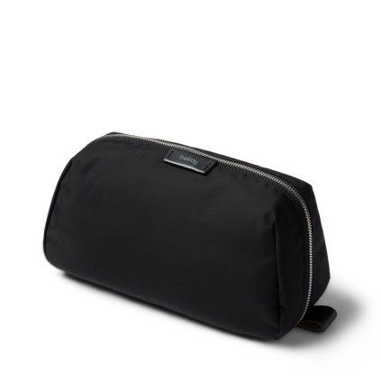 Bellroy Toiletry Kit Plus - Black  + Testovací sada toaletních vod ZDARMA
