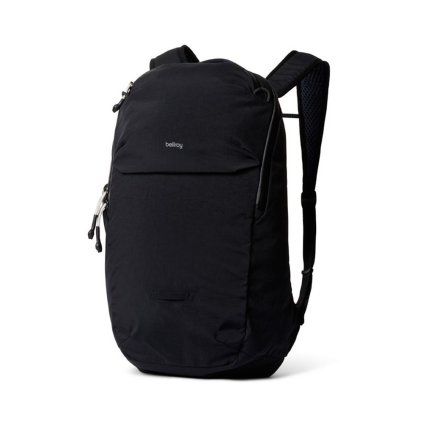 Bellroy Lite Ready Pack - Black 18l  + Testovací sada toaletních vod ZDARMA