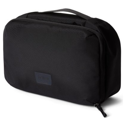 bellroy hanging toiletry kit black galerie v2 edha blk 215 01