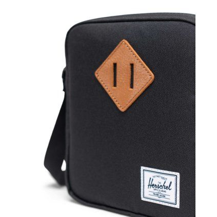 Herschel Heritage Crossbody s praktickou karabinkou na klíče