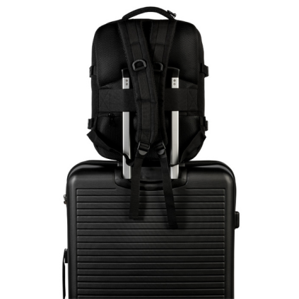 Bench Solid 24L přihrádka na notebook a organizér