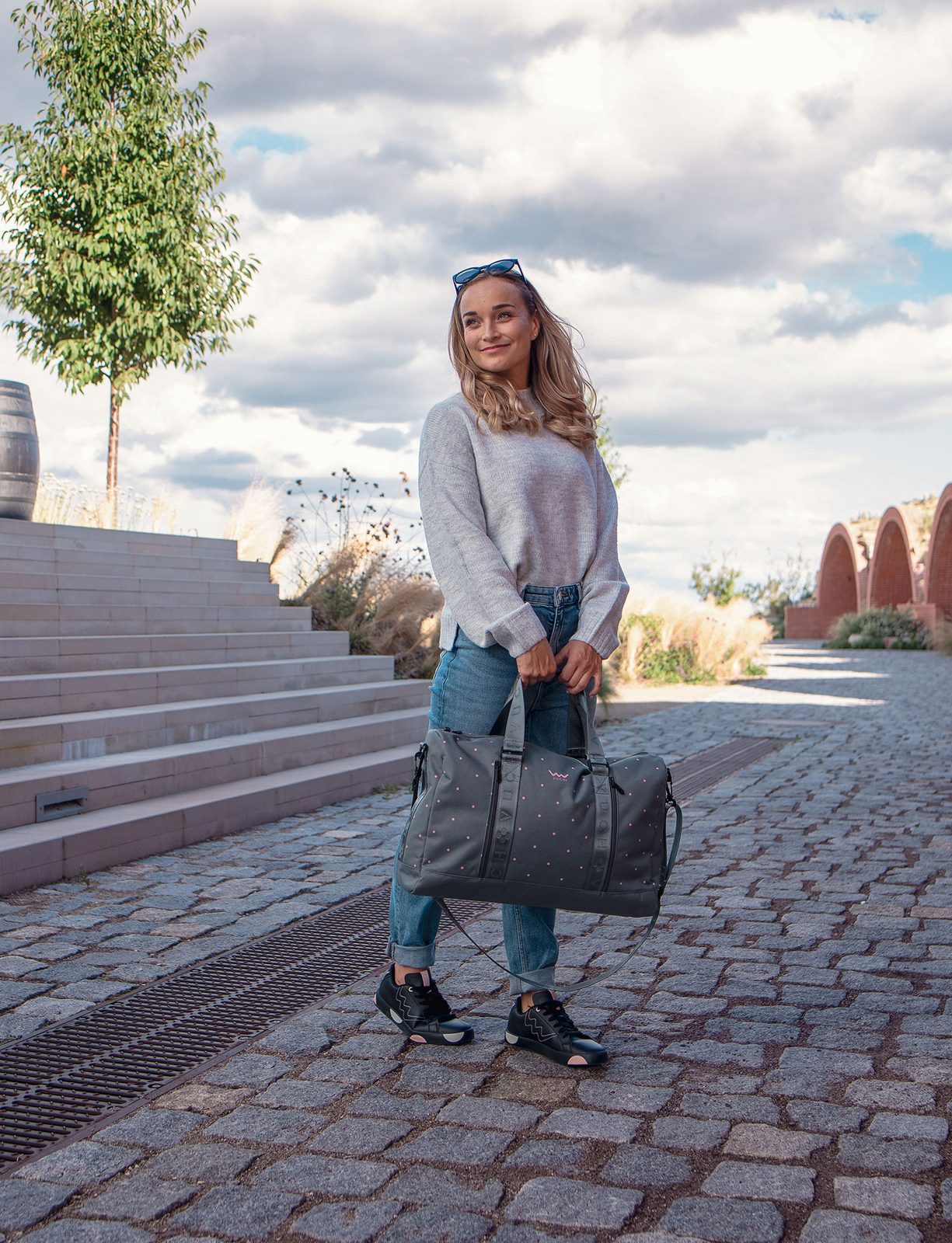 VUCH Fatima Dark Grey – stylová cestovní taška