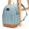 Pacsafe batoh GO 15L fresh mint