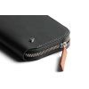 Bellroy Folio Mini - Charcoal & Cobalt  + Testovací sada toaletních vod ZDARMA