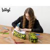 BAAGL Studentské pouzdro Lime – lifestyle fotografie 6