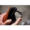 Bellroy All-Conditions Phone Pocket Plus - Ink  + Testovací sada toaletních vod ZDARMA