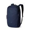 Bellroy Via Backpack - Navy  + Testovací sada toaletních vod ZDARMA