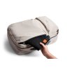 Bellroy batoh na cesty Lite Travel Pack 30 l - Ash  + Testovací sada toaletních vod ZDARMA
