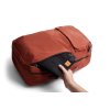 Bellroy batoh na cesty Lite Travel Pack 30 l - Clay  + Testovací sada toaletních vod ZDARMA