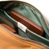 Bellroy ledvinka Classic Sling 7 l - Butterscotch