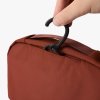 bellroy hanging toiletry kit clay galerie v2 edha cly 213 03