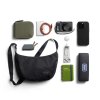 Bellroy Malá crossbody taštička Laneway Crescent Bag 2,5  - Ink