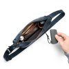 Bellroy Malá crossbody taštička Laneway Crescent Bag 2,5 l - BlueSteel