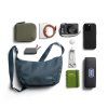 Bellroy Laneway Crescent Bag 2.5L Blue Steel  + Testovací sada toaletních vod ZDARMA