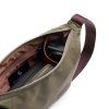 Bellroy Laneway Crescent Bag 2.5L Sea Kelp  + Testovací sada toaletních vod ZDARMA
