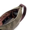 Bellroy Malá crossbody taštička Laneway Crescent Bag (2,5 l) - SeaKelp