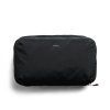 Bellroy Lite Packing Cube 12L Black  + Testovací sada toaletních vod ZDARMA