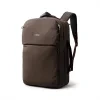 Bellroy Lite Travel Pack 30L River Rock  + Testovací sada toaletních vod ZDARMA