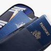 Bellroy Travel Folio Navy  + Testovací sada toaletních vod ZDARMA