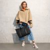 Reisenthel Extralite Weekender M Mesh Black – cestovní doplněk, fotografie v prostředí 2