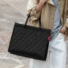 Reisenthel Daily Shopper Rhombus Black – nákupní taška, fotografie v prostředí 2