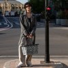 Reisenthel Carrybag Frame Leo nero – nákupní košík, fotografie v prostředí 4