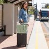 Reisenthel Travelshopper Puffer Iced Matcha – nákupní taška, fotografie v prostředí 2