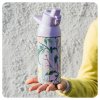 nerezova sportovni lahev s pitkem tide 700ml quokka all over botanic xd q40237 02