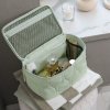 Reisenthel Cosmetic Case Puffer Iced Matcha – kosmetická taška, fotografie v prostředí 3