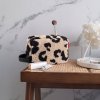 Reisenthel Cosmeticpouch M Teddy Leo Cream – kosmetická taška, fotografie v prostředí 2