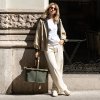 Reisenthel Carrybag Urban forest Gold – nákupní košík, fotografie v prostředí 2