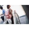 Herschel Little America™ Twill Rosette Tonal 30L – fotografie v použití a detail modelu